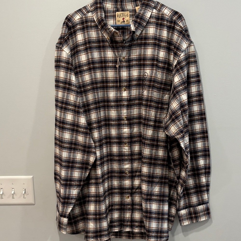 RedHead Black and White Plaid Button-Down Shirt